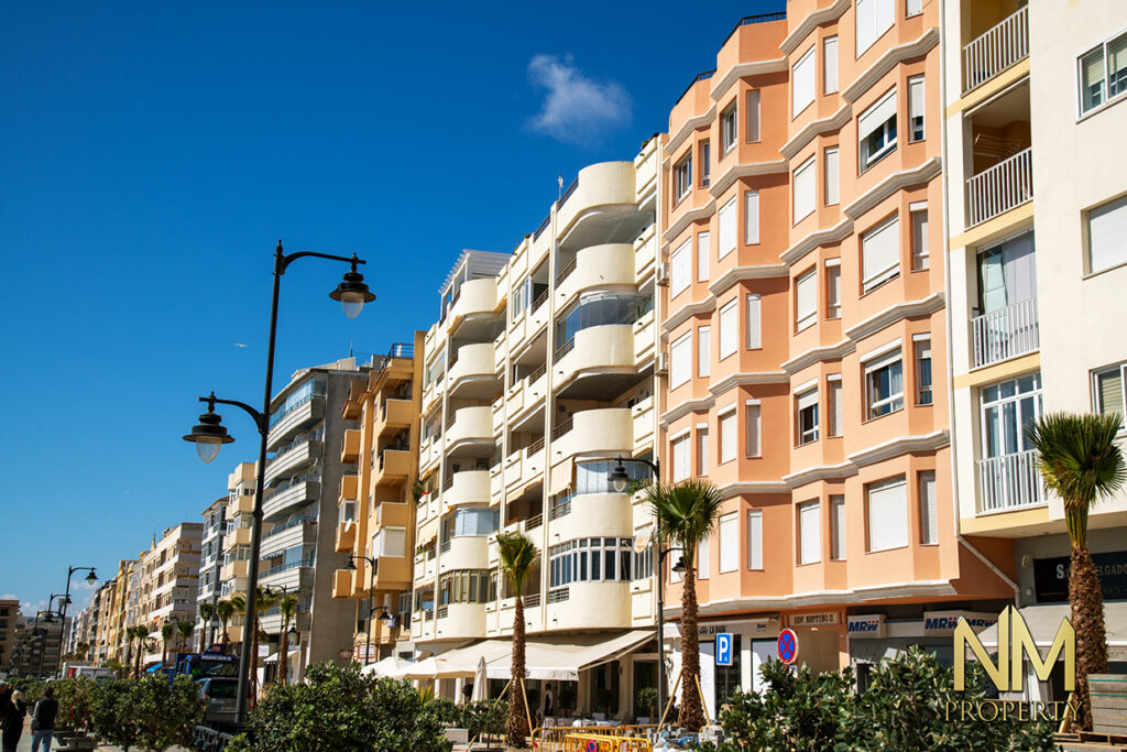 Qué tipos de viviendas son más populares en Estepona Ciudad