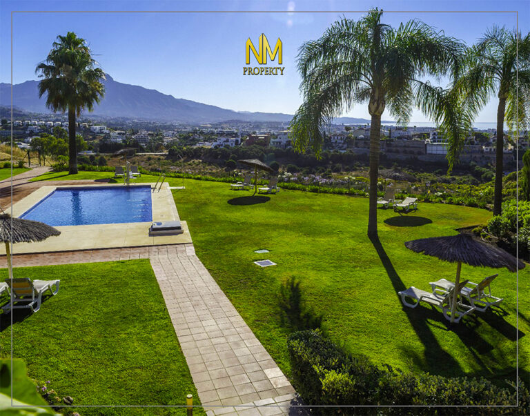 Luxury townhouse Benahavís Marbella Costa del Sol for sale