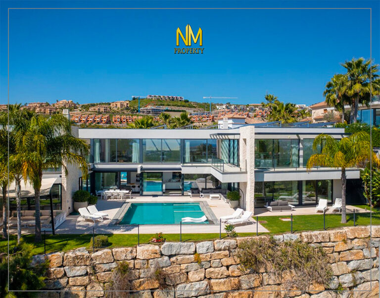 Villa for sale in Benahavis Costa del Sol